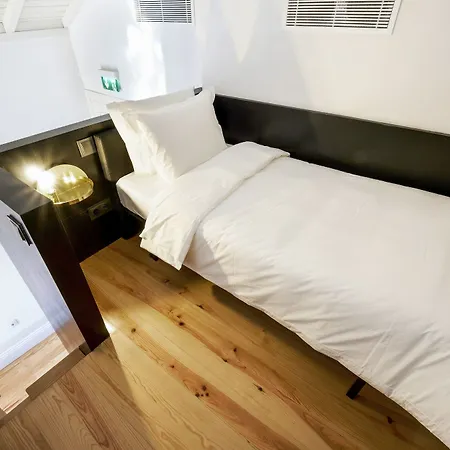 The A5 Smart Luxury Apartment *